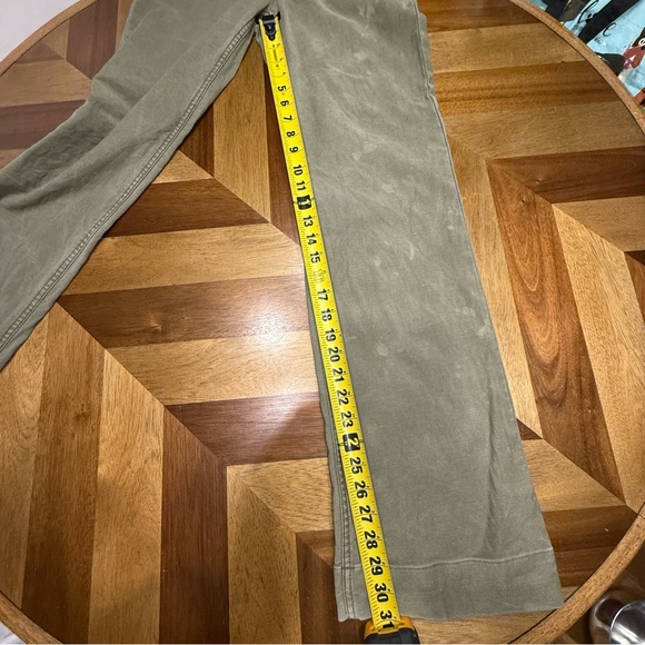 Faherty Olive Green Patch Pocket Boot Cut pants FLAWED - Picture 13 of 14